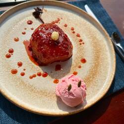 Sapa: Pfirsich mit Honig und eis