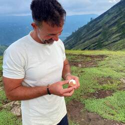 Tadaaa, fertig 🥚✅... und nun pellen und schmecken lassen 😋🥚