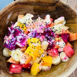 Yummy 😋😋😋 - frische Mango, Papaya, Dragon Fruit, Ananas und Melone 🍉🍍