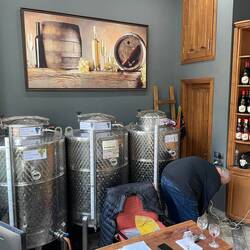 Wein fließt in Strömen