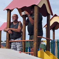 Karlchen im Ausguck hat den Überblick