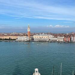 Seglerhafen mit Aussicht
