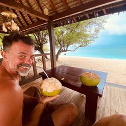 Kokosnuss schlürfen bei Gewitter ⛈️⛈️⛈️