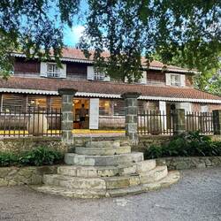 das alte Herrenhaus der Habitation Clément