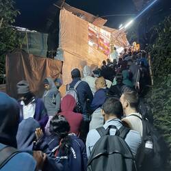 05:00 Uhr - Schlange stehen für den letzten km