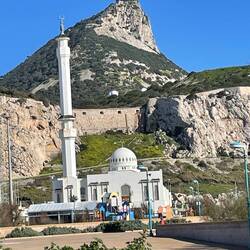 The mosque and gun position at the top of the rock