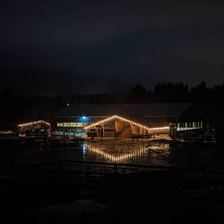 Hat so stark geregnet war ein kleiner See auf dem Reitplatz