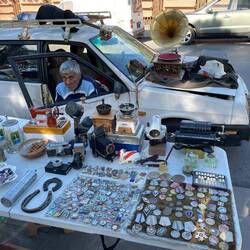 Auf den Flohmarkt der Stadt