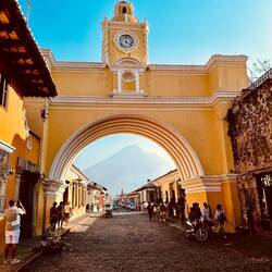 Santa Catalina Arch with Volcan de Agua