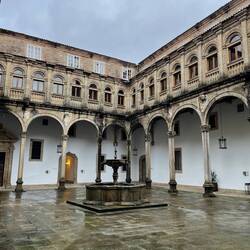Courtyard in the Parador once the hospital, founded by the Catholic monarchs.
