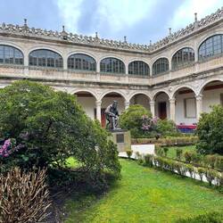The university courtyard, reminding us of Salamanca