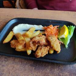 Frittierte Kabeljauzungen mit Remoulade