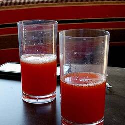 Campari farblich passend