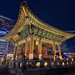 Kontrast – altes und modernes Seoul