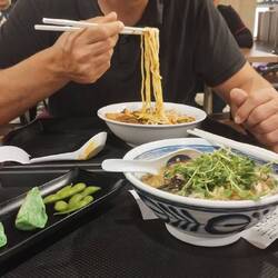 Und jetzt gehen die zwei Monate voll von köstlichem, ostasiatischen Essen los 🤤