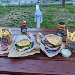 Super Burger, super Bier, super Sonntag!