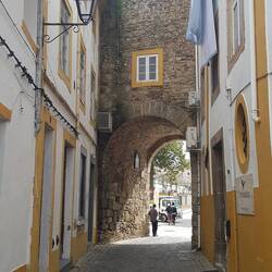 Eines der drei erhaltenen von ehemals acht Stadttoren