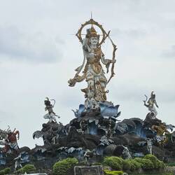 Statue on round-about