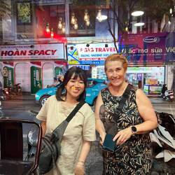 Schaulustige beim Friseurtermin