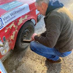 Het afstoffen van de velgen (balans!)