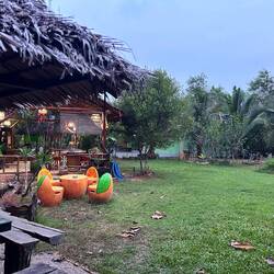 Gelände der Unterkunft, bieten jeden Tag Yoga Stunden an