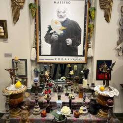 Im Museum in Jerewan beim armenischen Künstler Sergei Paradschanow