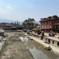 Meint Ihr der Fluss ist ein bisschen dunkel?