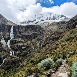 Der Wasserfall alleine wäre eine Wanderung (und in Chile vermutlich 20€) wert