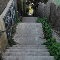 Die Treppe runter ist noch länger, als hoch - das gibt Muskelkater!