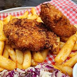 Best fish🐠 and crunchiest chips 🍟