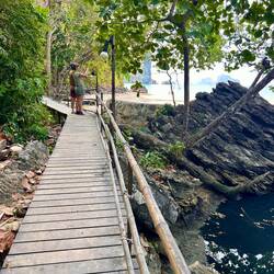 Okay über den monkey trail ... zum Strand