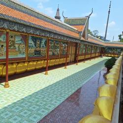 Murals of the life of the Buddha