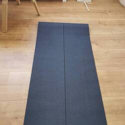 Seit gestern habe ich eine Yogamatte - jetzt fühle ich mich richtig zu Hause 🧘