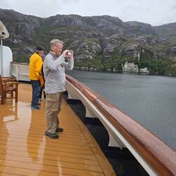 Acting calm, freezing my ass off!