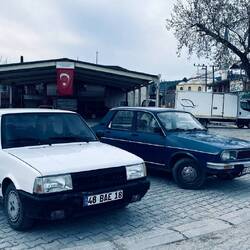 2 der hunderten Hübschen
