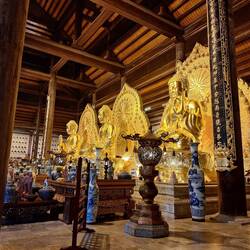 Past, Present and Future Buddhas