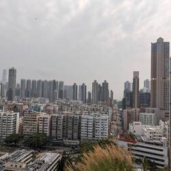 Sicht auf Sham Shui Po von der Spitze des Garden Hills