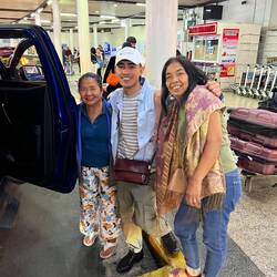Mama Julie, Tante Lisa