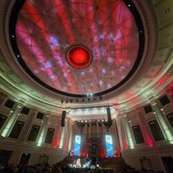 Live Konzert in der City Hall, immer Dienstags um 12:00 Uhr ....kostenlos...