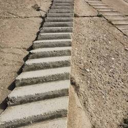 So eine Erleichterung - besonders als sich die Stange oben als Törchen entpuppt