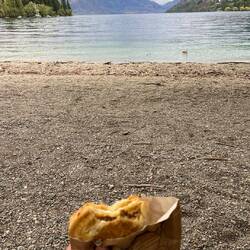 De nouvelles succulentes meat pie qu'on a mangé la bas