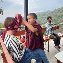 Nelly bei der Friseurin