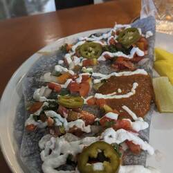 Cheesy bean quesadilla, 9/10