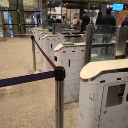 Mumbai airport kiosks