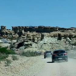 Im Konvoi durch das Tal