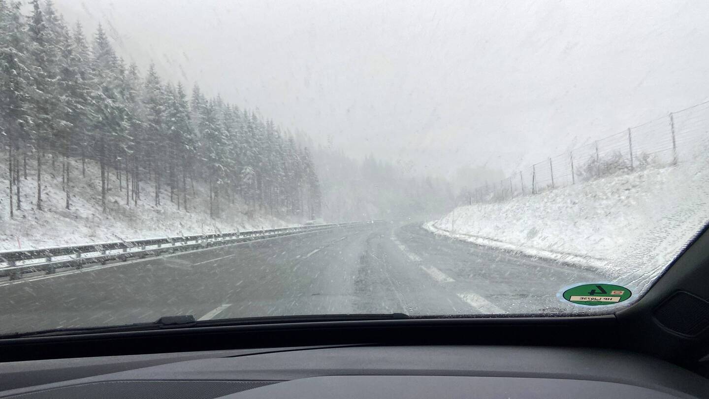 Juhu-morgen haben wir Neuschnee☃️⛄️❄️und ☀️