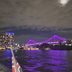 und ich kann euch sagen, live ist es noch viel imposanter