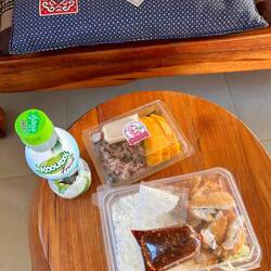 facts: heute wieder einfaches street food 55 Baht = 1,40 €