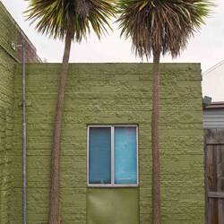Cool scene down an alley at Cygnet