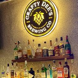 The pub of the "Crafty Bee’s Brewing Company” had more to offer than just beer 😜